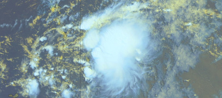 Onde tropicale à moins de 200km dans l'Est de la Martinique