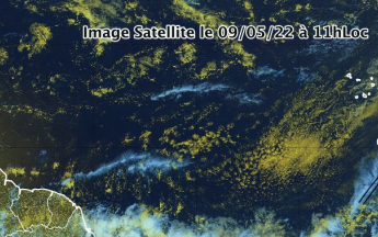 Image satellite de la première Onde Tropicale 2022