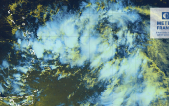 Image satellite du phénomène cyclonique en approche le 12 août