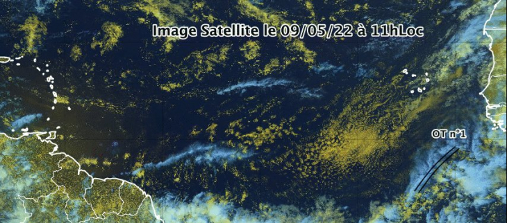 Image satellite de la première Onde Tropicale 2022