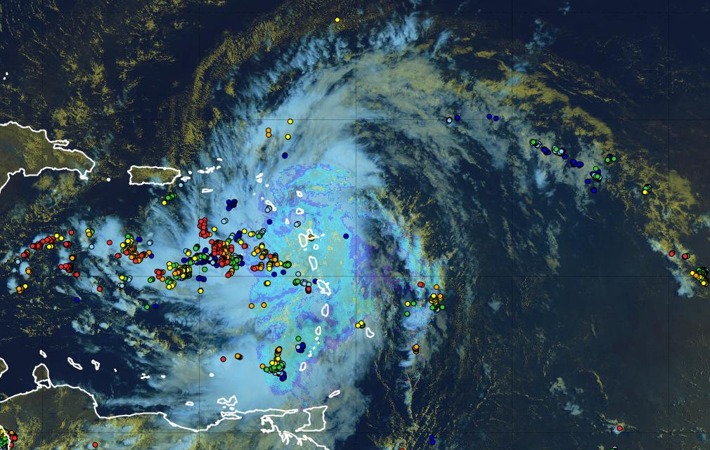 Image satellite d'ERNESTO le 13 août à 08h locales