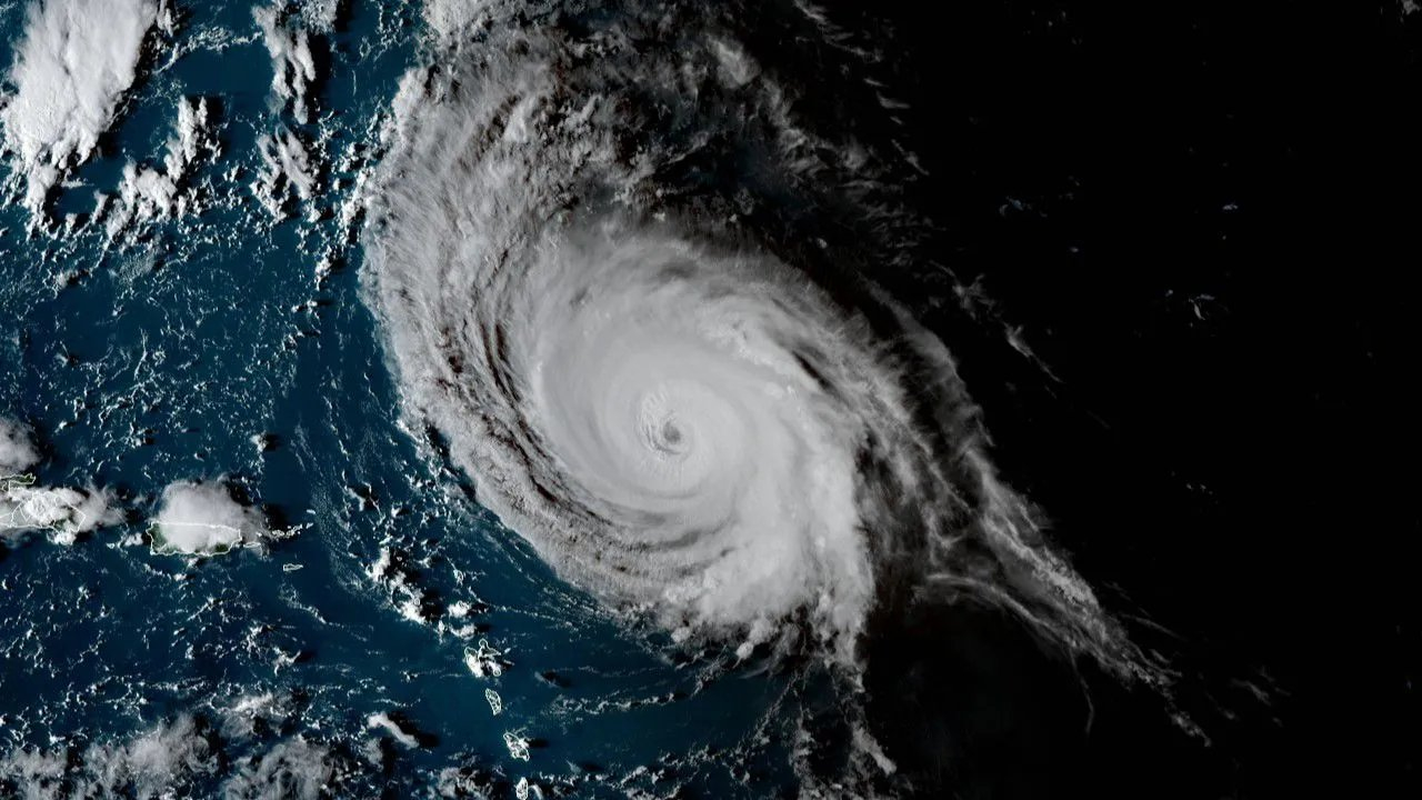 Ouragan majeur SAM au Nord-Est de l'Arc Antillais